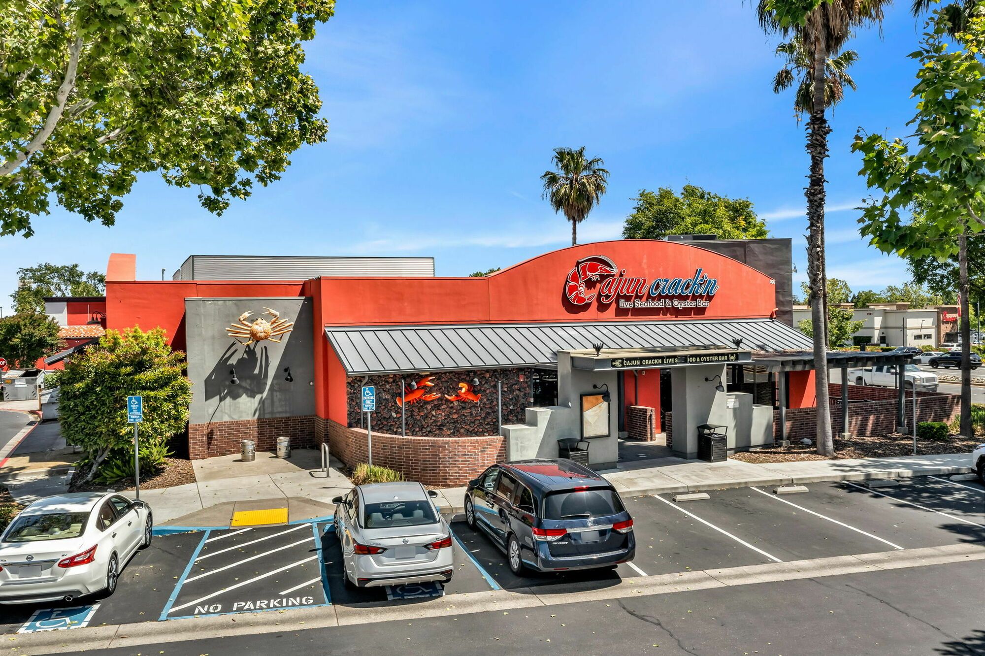 200 Nut Tree Pkwy, Vacaville, CA 95687