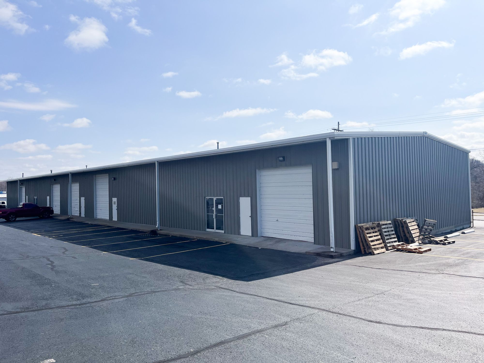 1008 W Farmer St, Ozark, MO 65721