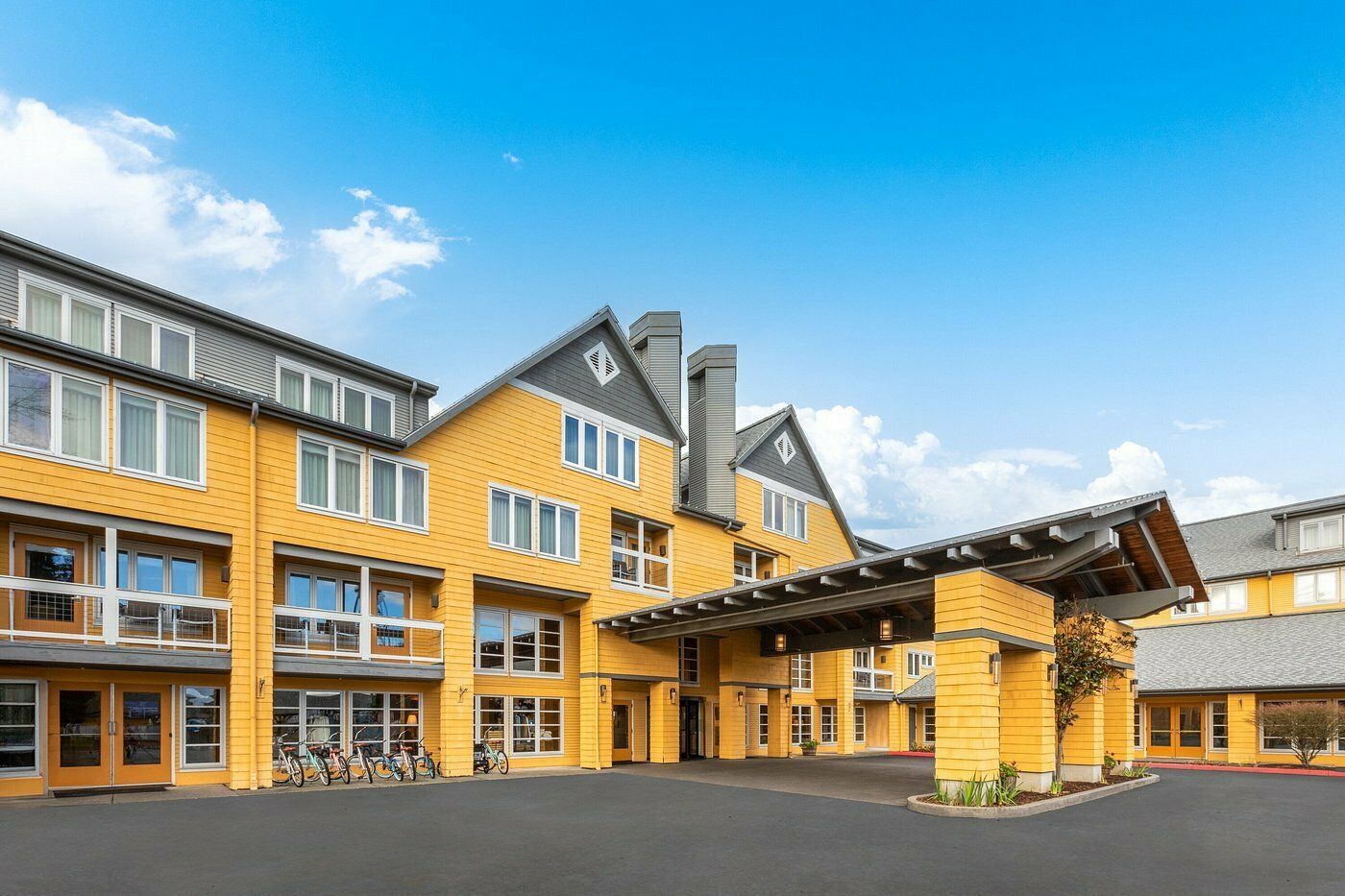 9565 Semiahmoo Pkwy, Blaine, WA 98230