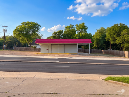 1025 W Waco Dr, Waco, TX