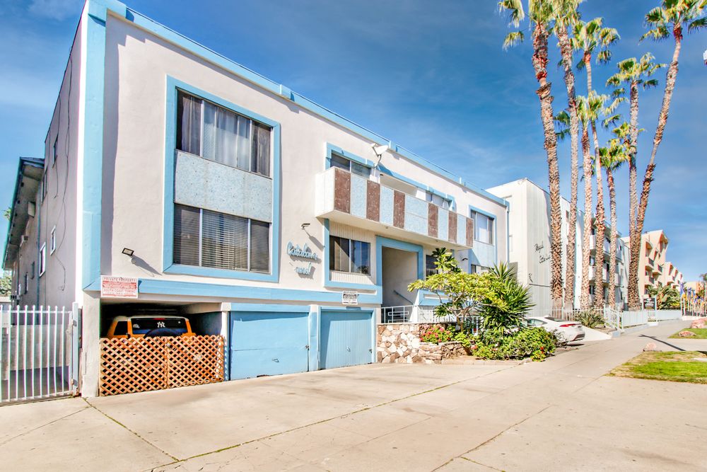 439 S. Catalina