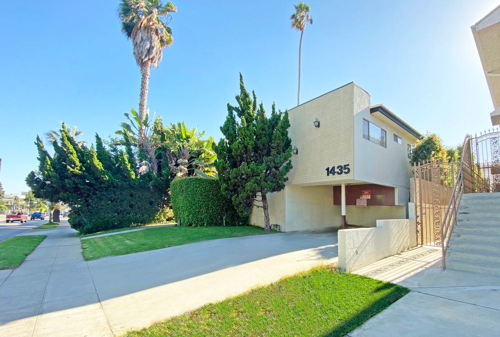  1435 S. Bundy Drive
