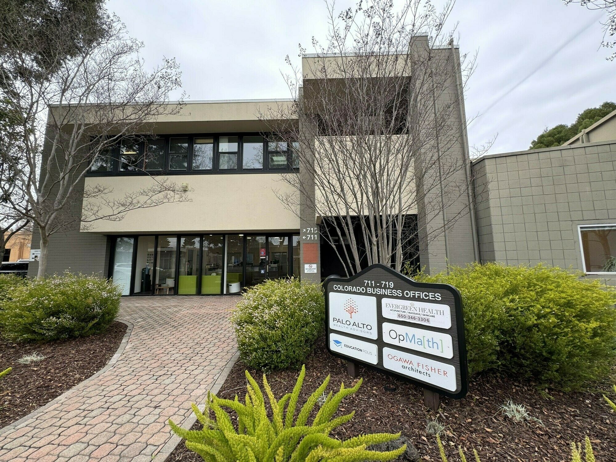 711 Colorado Ave, Palo Alto, CA 94303