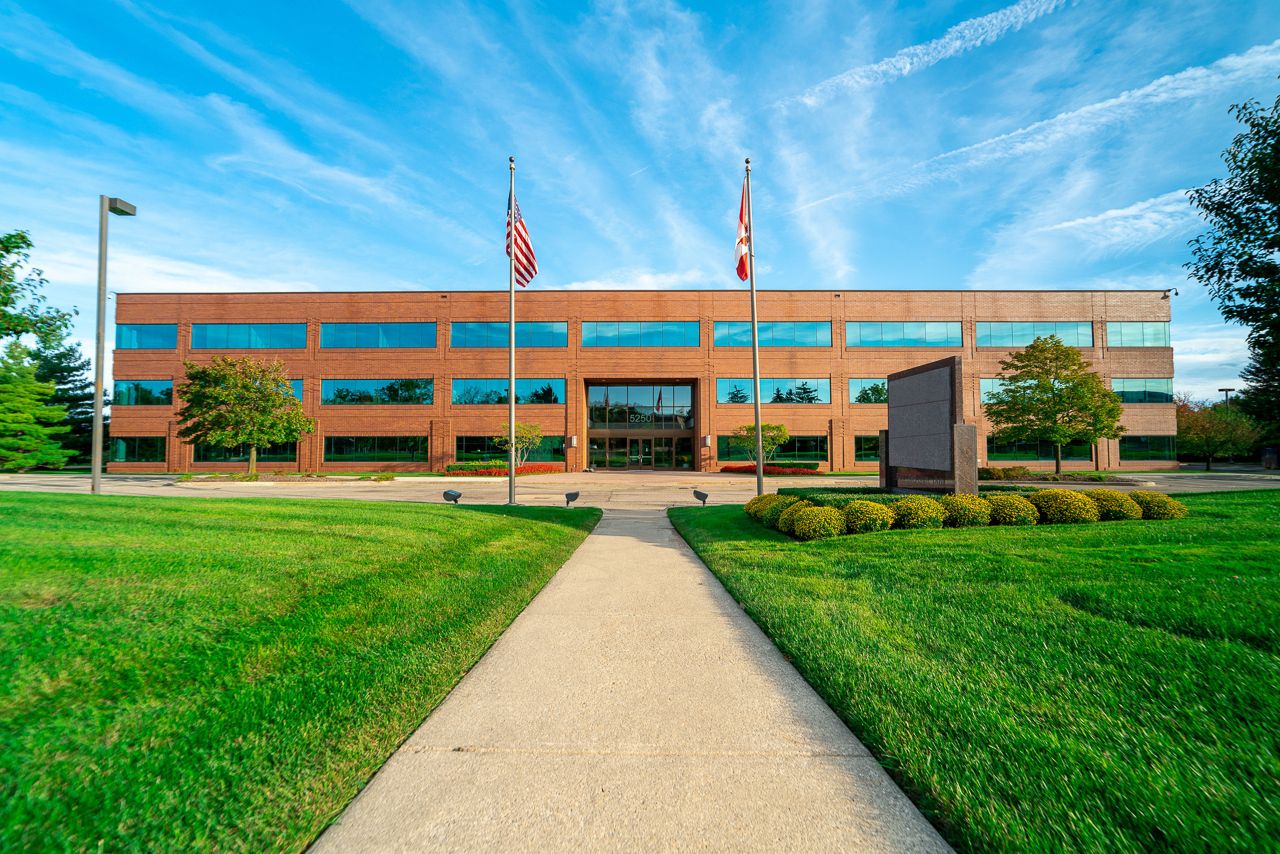 5250 Corporate Dr, Troy, MI 48098