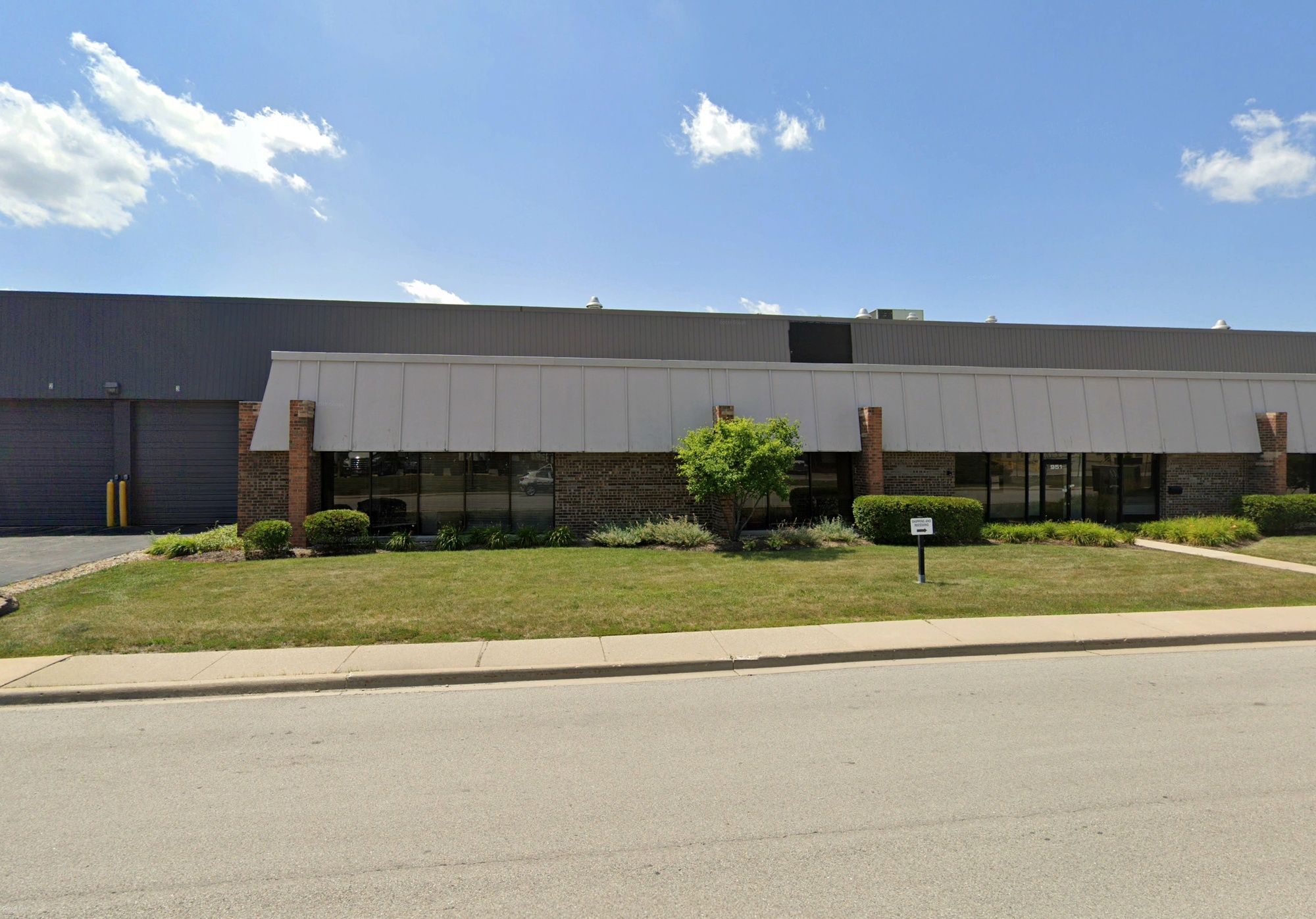 951 Fargo Ave, Elk Grove Village, IL 60007