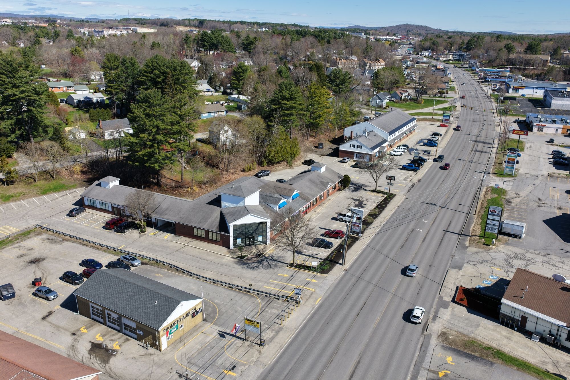232 Center St, Auburn, ME 04210