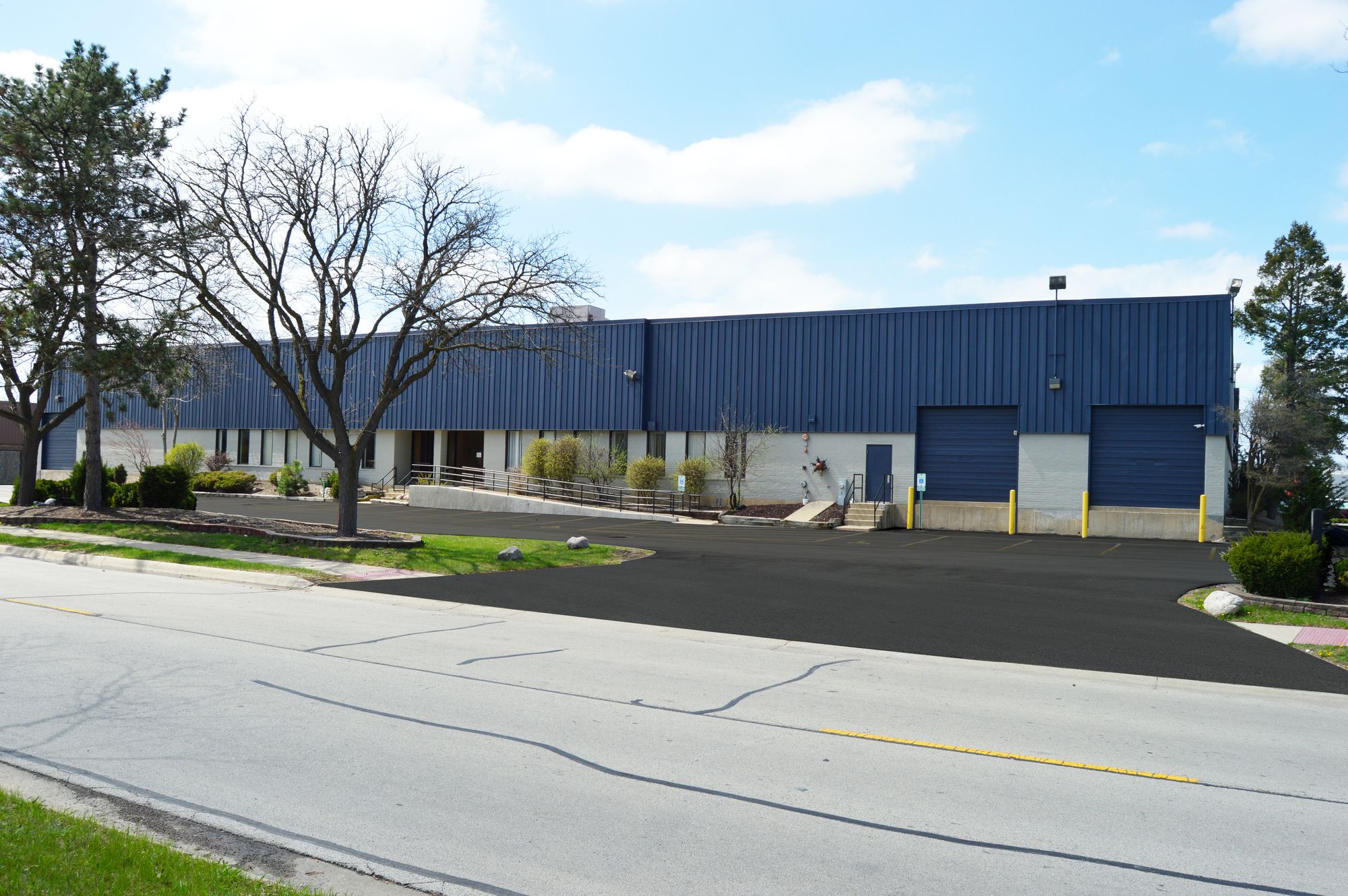 742 Glenn Ave, Wheeling, IL 60090