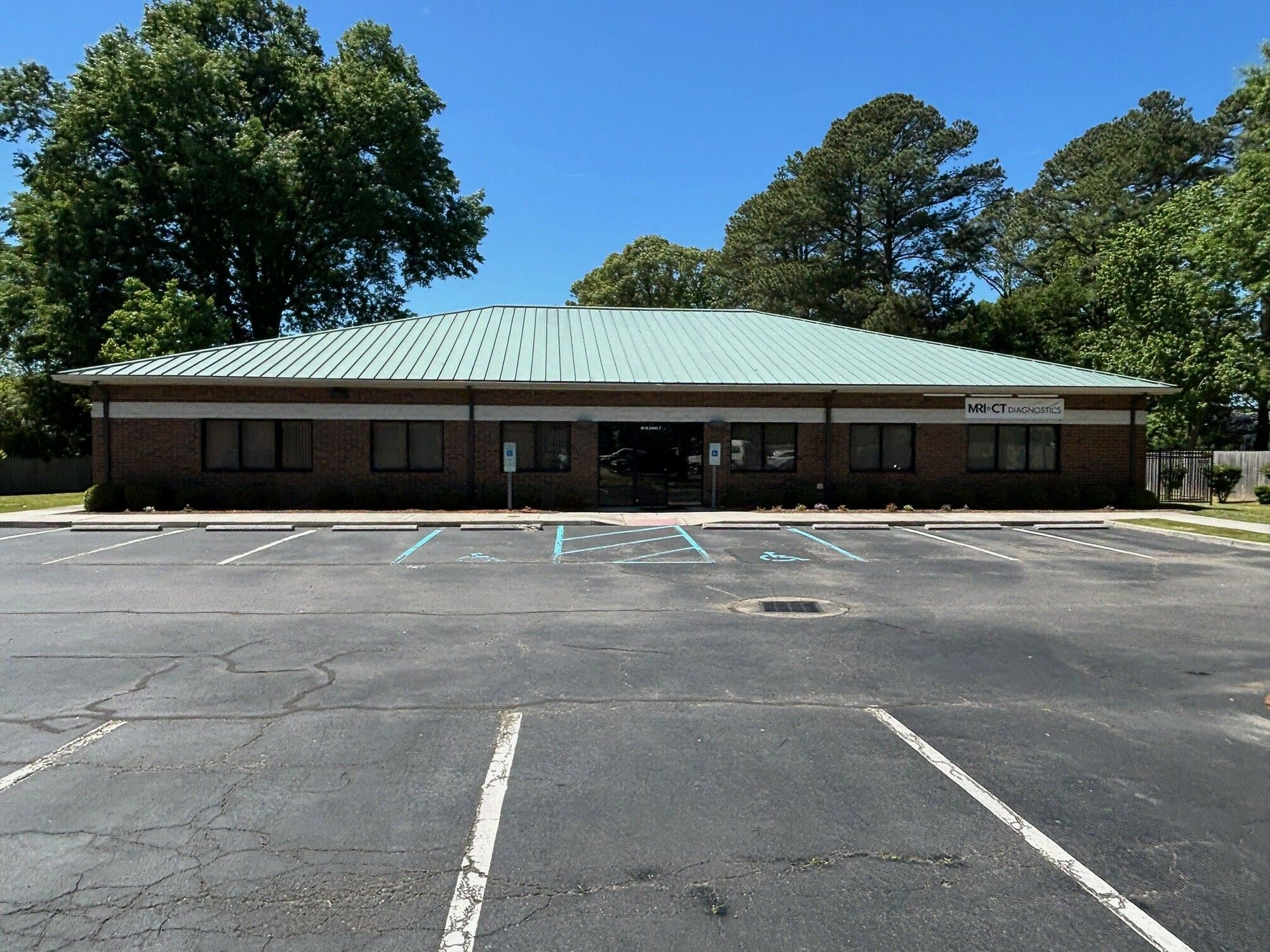 6170 Cleveland St, Norfolk, VA 23502