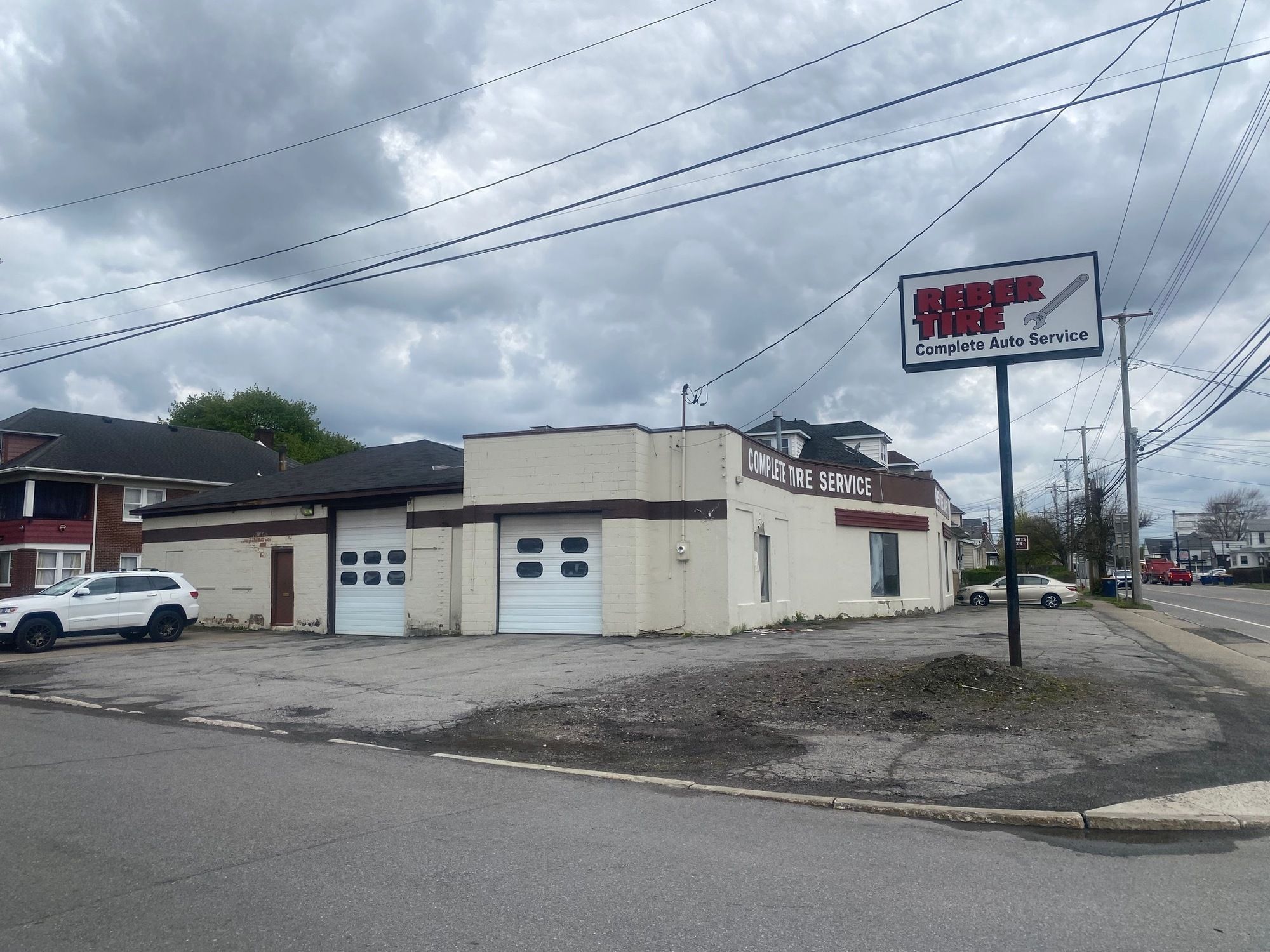 330 West Ave, Lockport, NY 14094