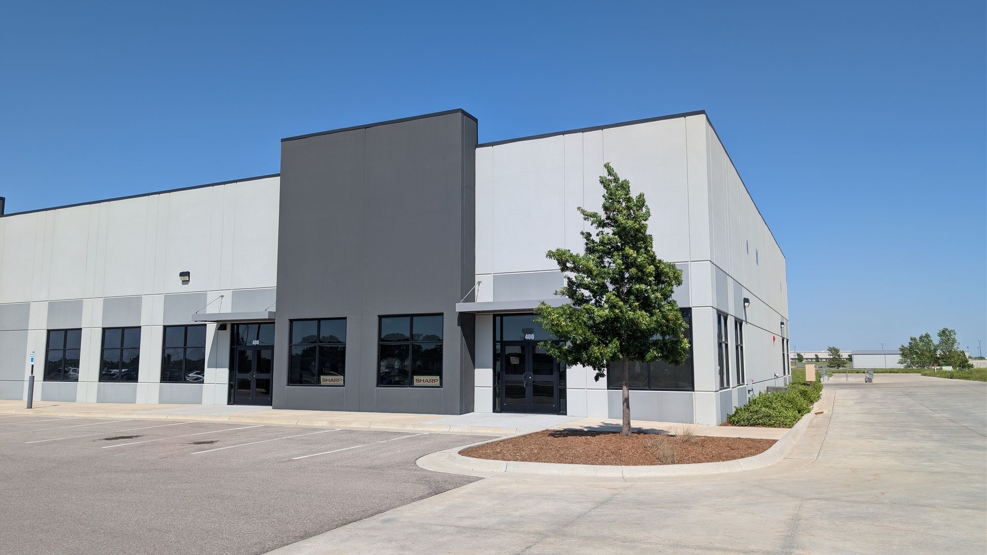 5220 N Webb Rd, Bel Aire, KS 67226