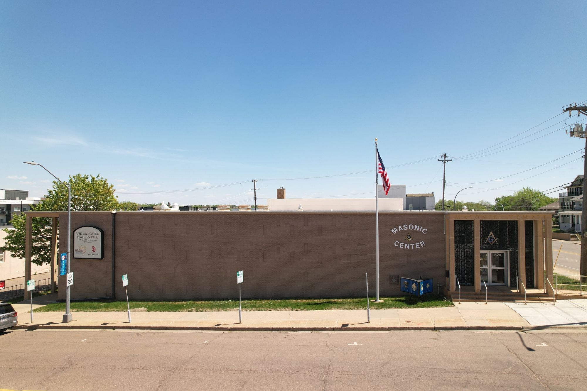 520 S 1St Ave, Sioux Falls, SD 57104