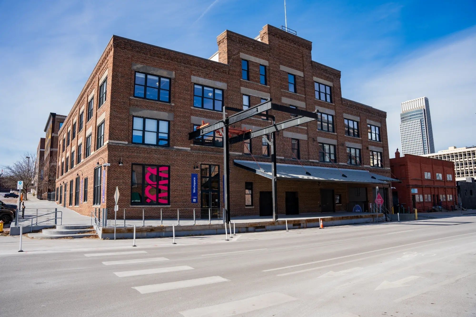 1402 Jones St, Omaha, NE 68102