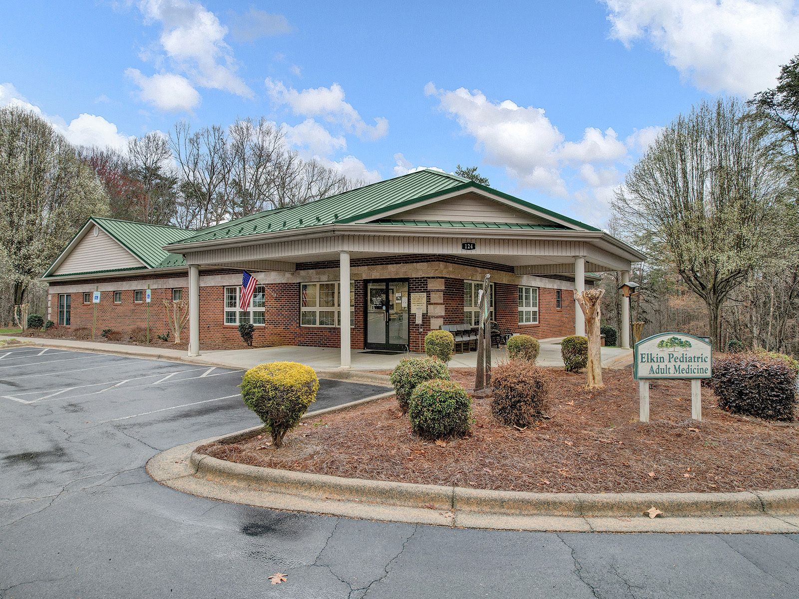 124 Samaritans Ridge Rd, Elkin, NC 28621