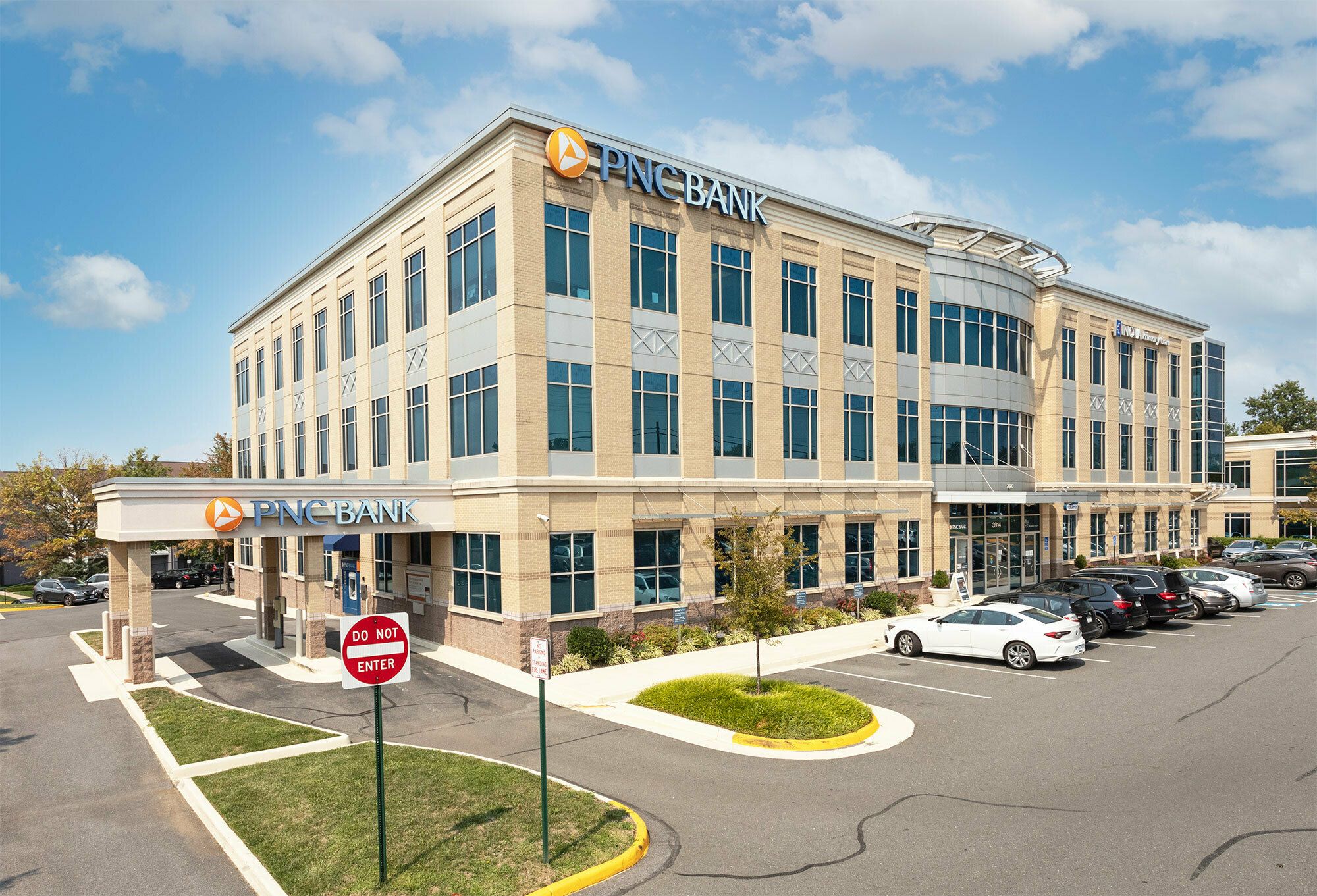 3914 Centreville Rd, Chantilly, VA 20151