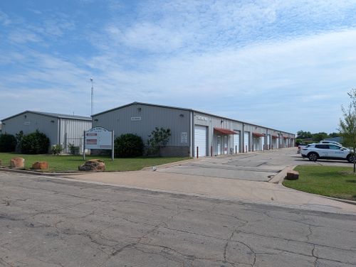 323 N Industrial Dr , Waco, TX