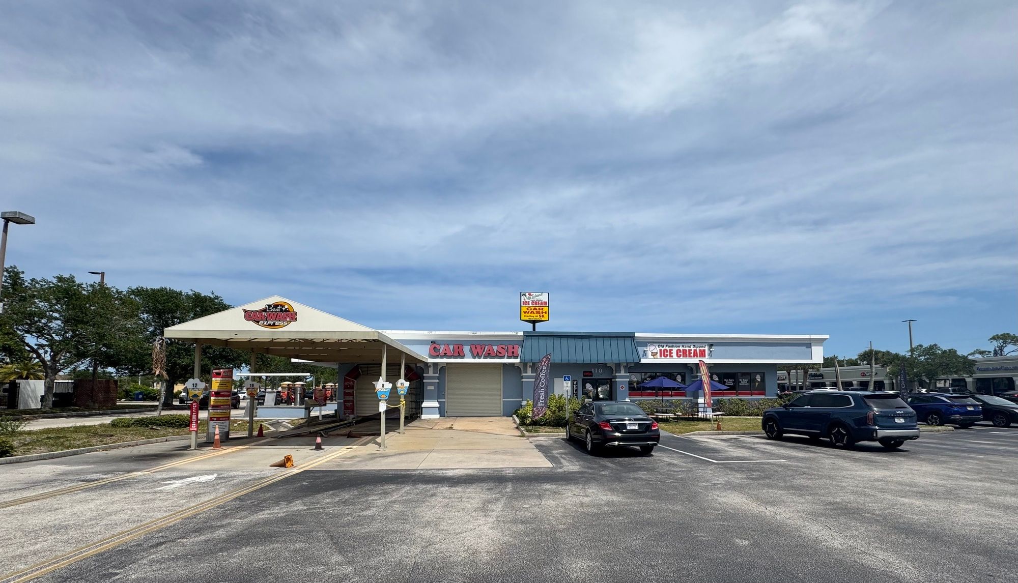 110 S Courtenay Pkwy, Merritt Island, FL 32952
