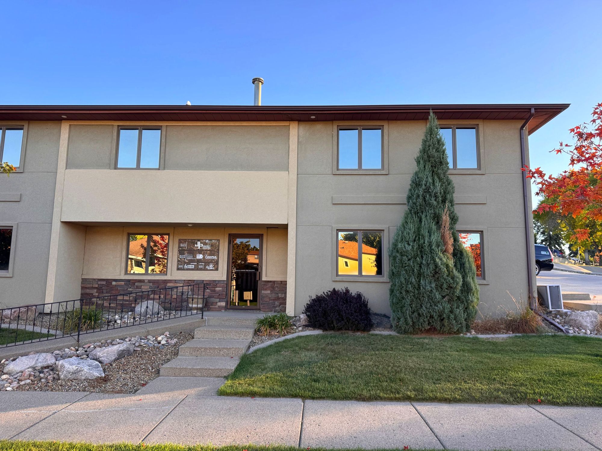 1014 E Central Ave, Bismarck, ND 58501