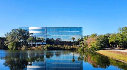 6900 Southpoint Dr N Jacksonville Office Building exterior
