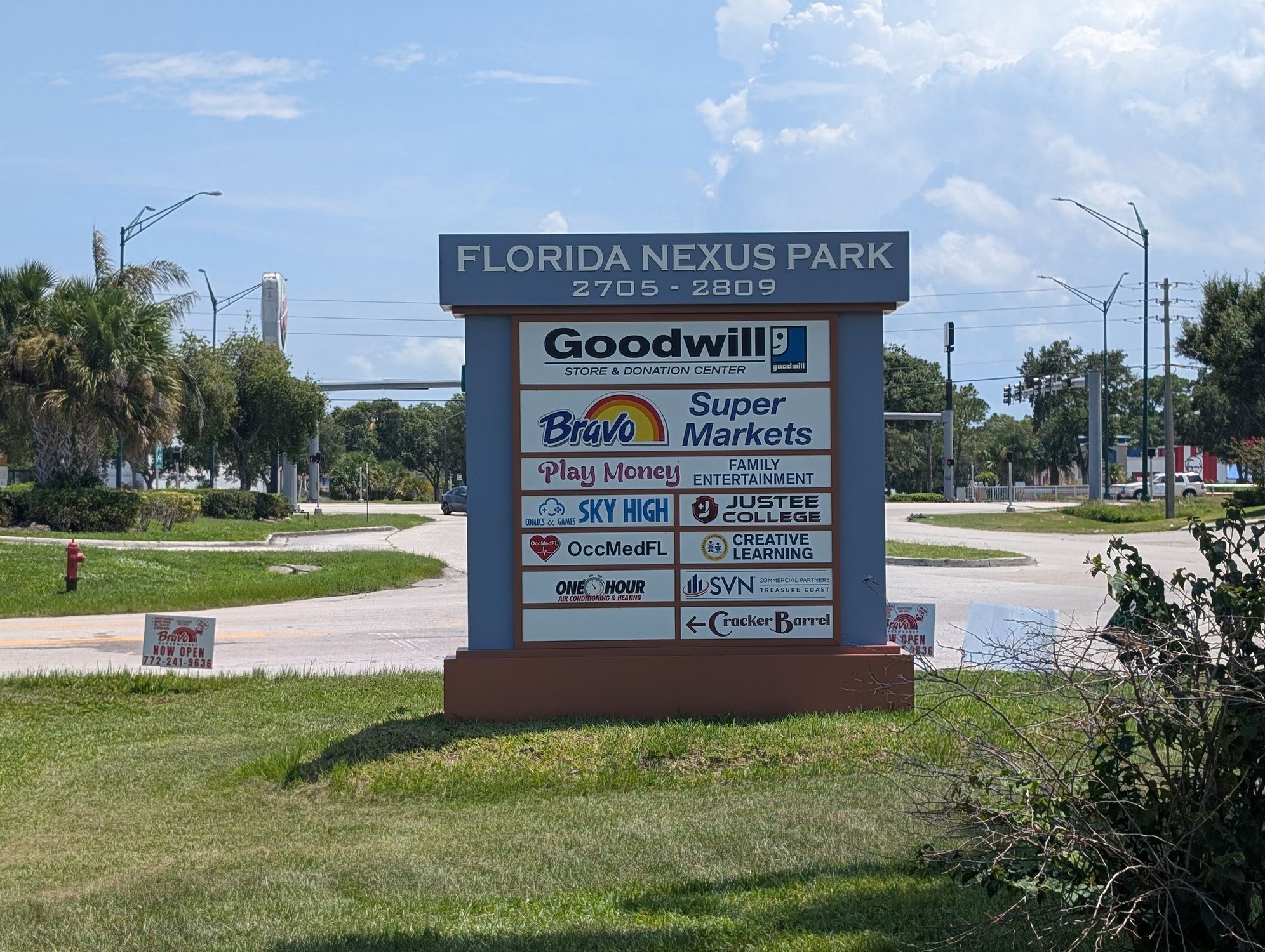 2765 Peters Rd, Fort Pierce, FL 34945