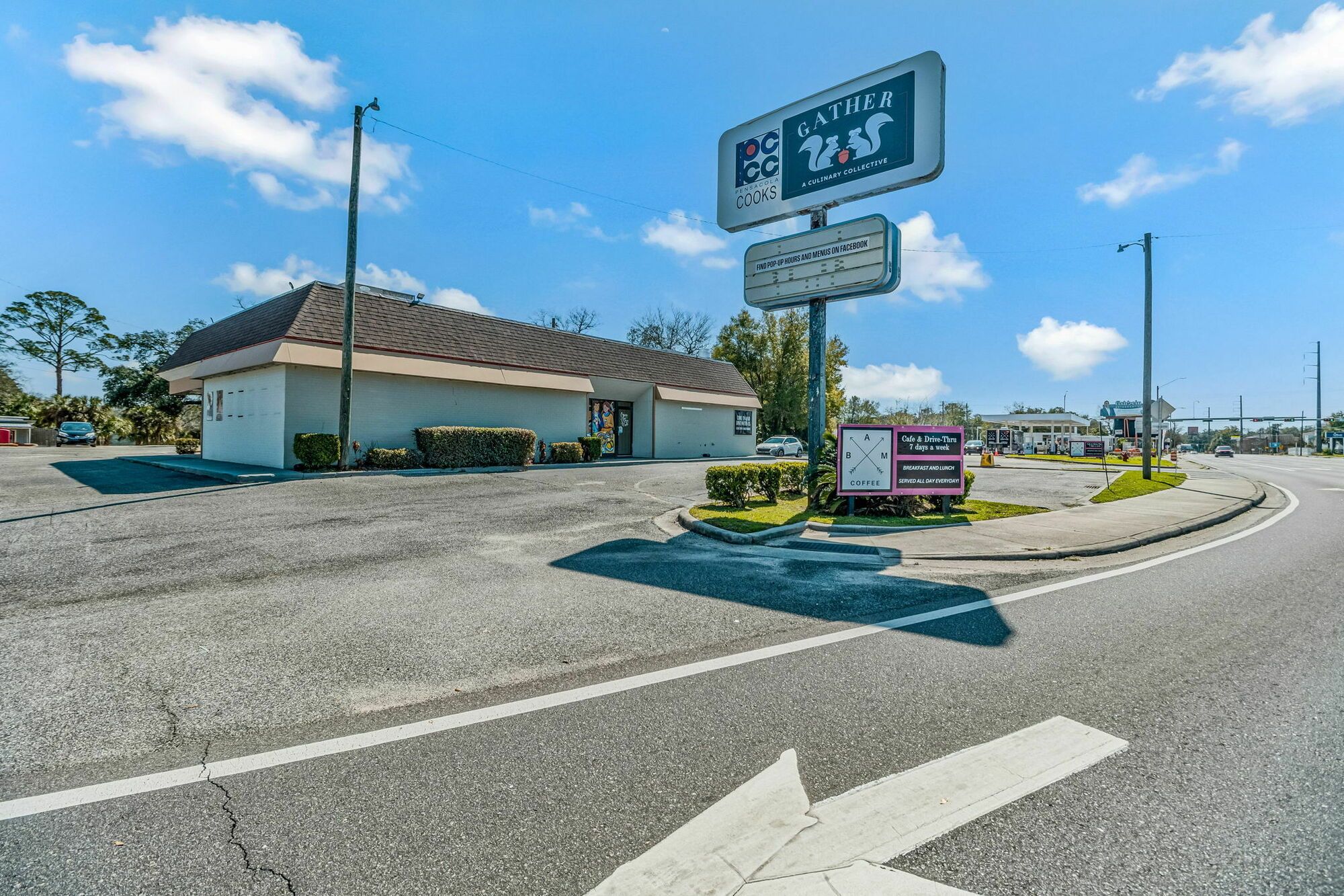 41 S Navy Blvd, Pensacola, FL 32507