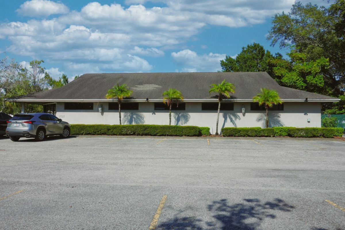 1725 Barber Road Sarasota FL 34240