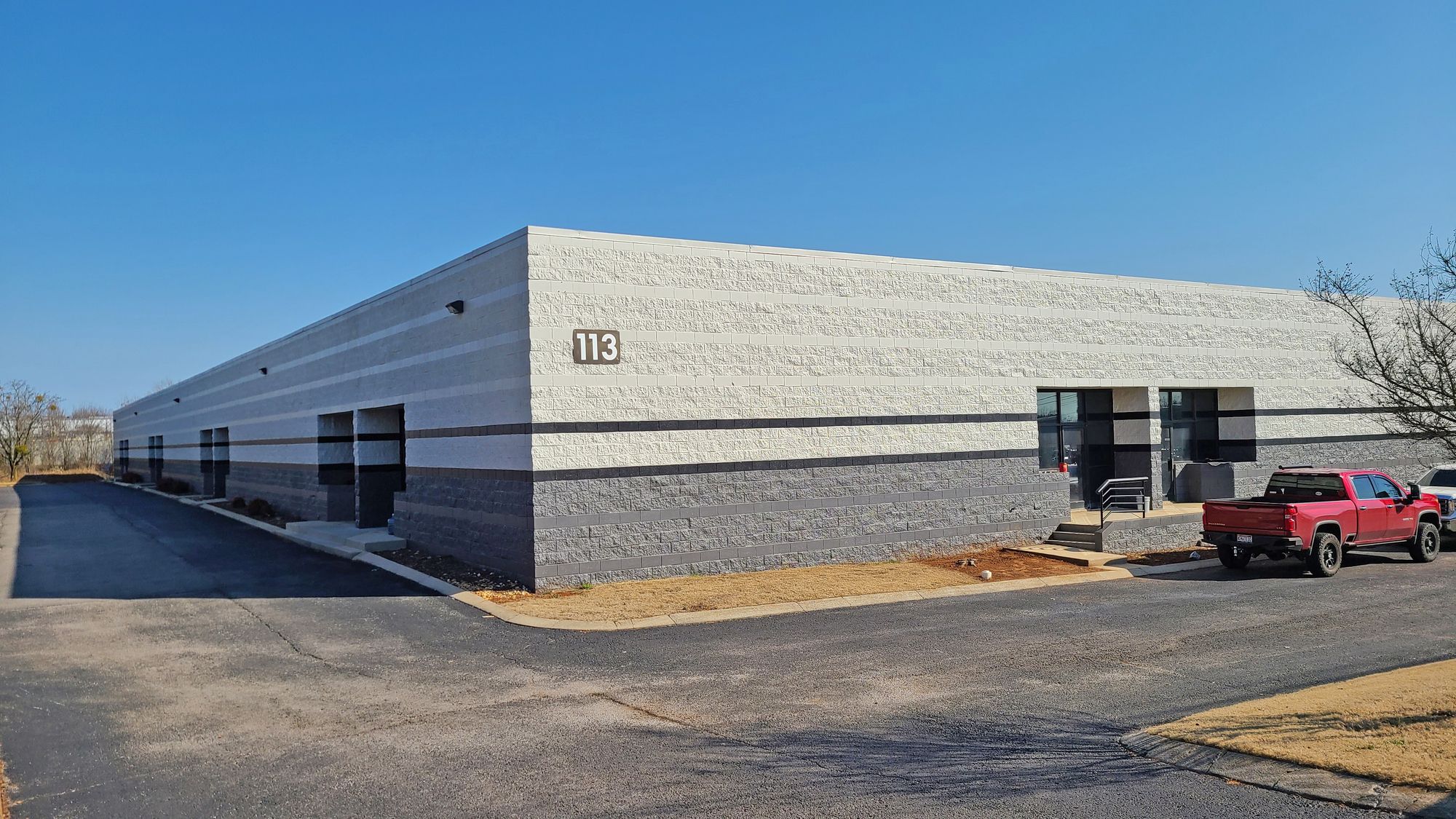 113 Jetplex Cir, Madison, AL 35758