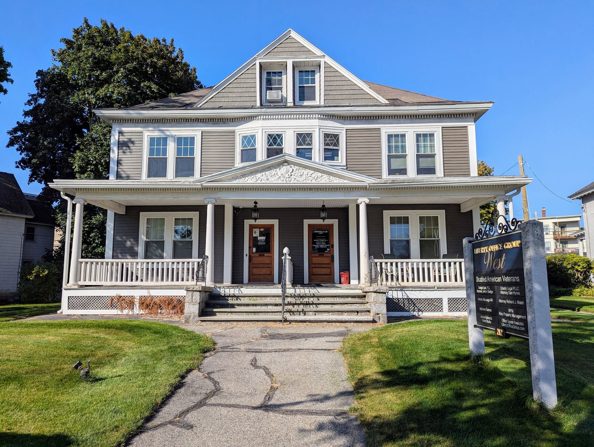 212 Coolidge Ave, Manchester, NH 03102