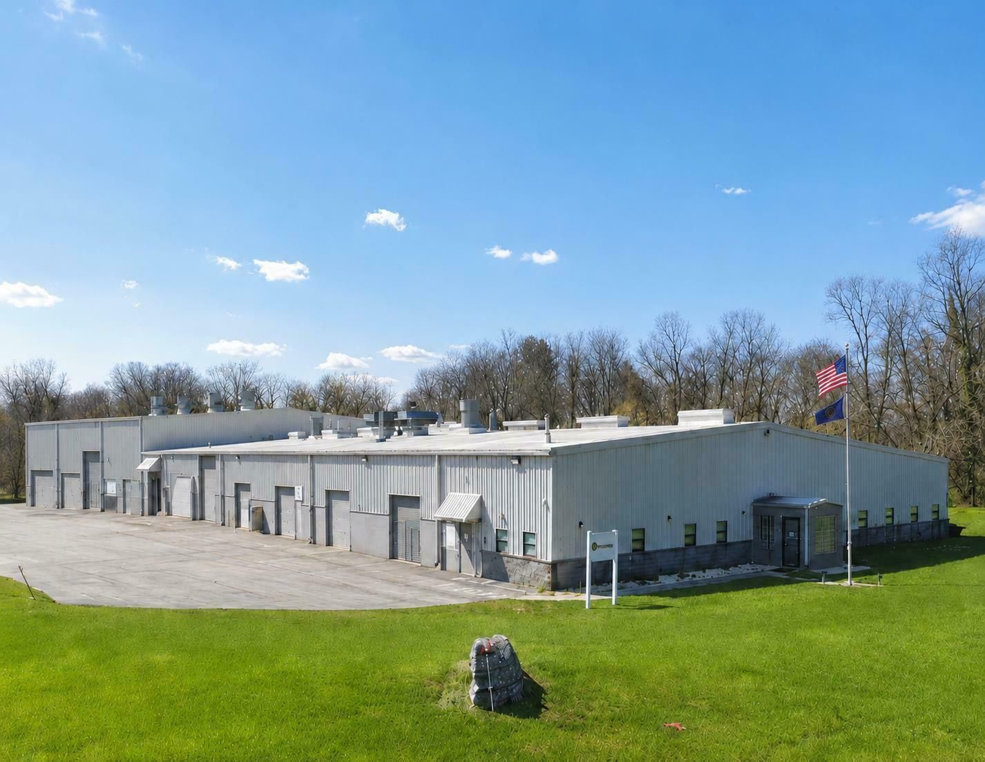 270 Emig Rd, York, PA 17406