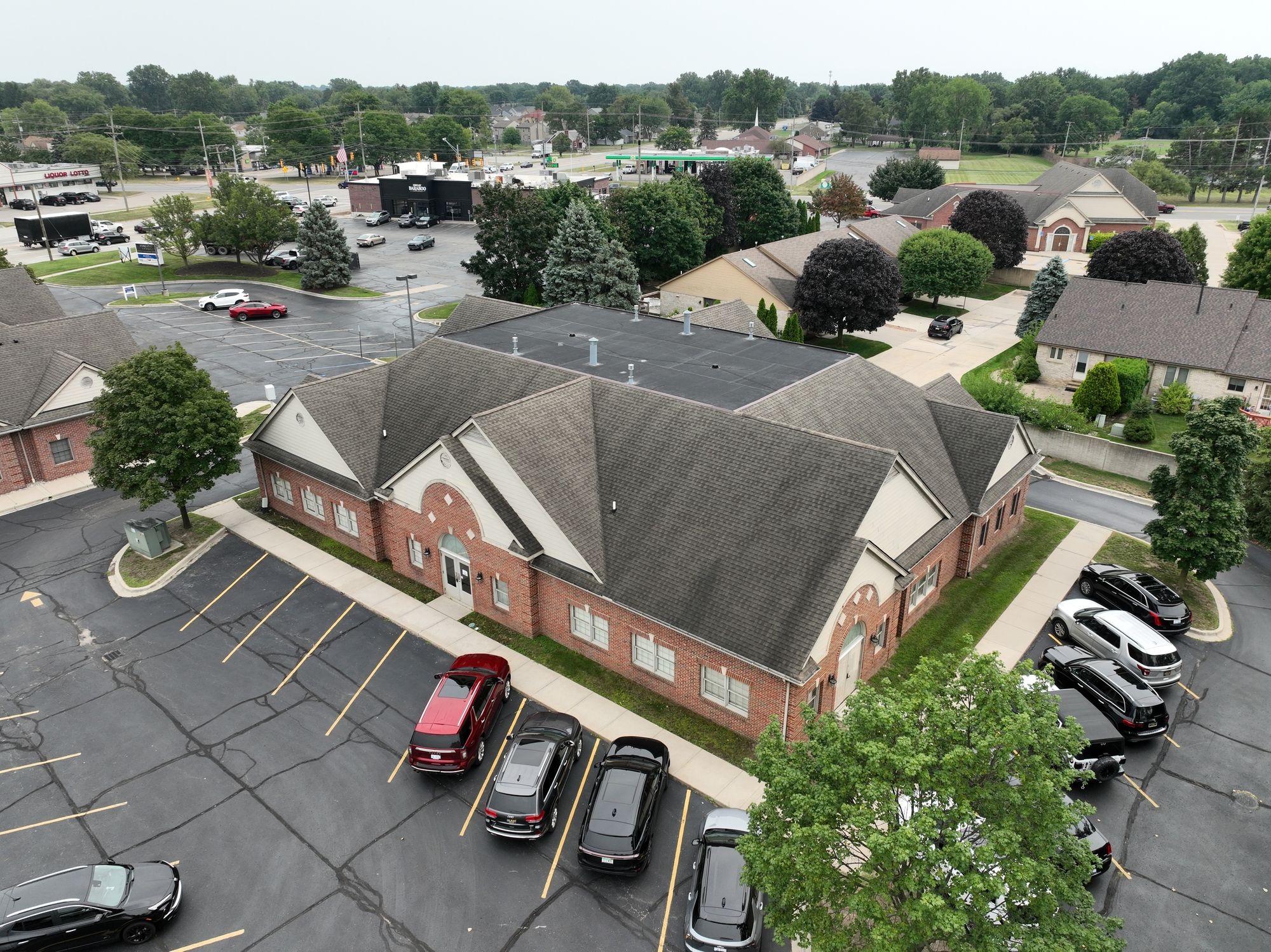 36015 Utica Rd, Clinton Township, MI 48035