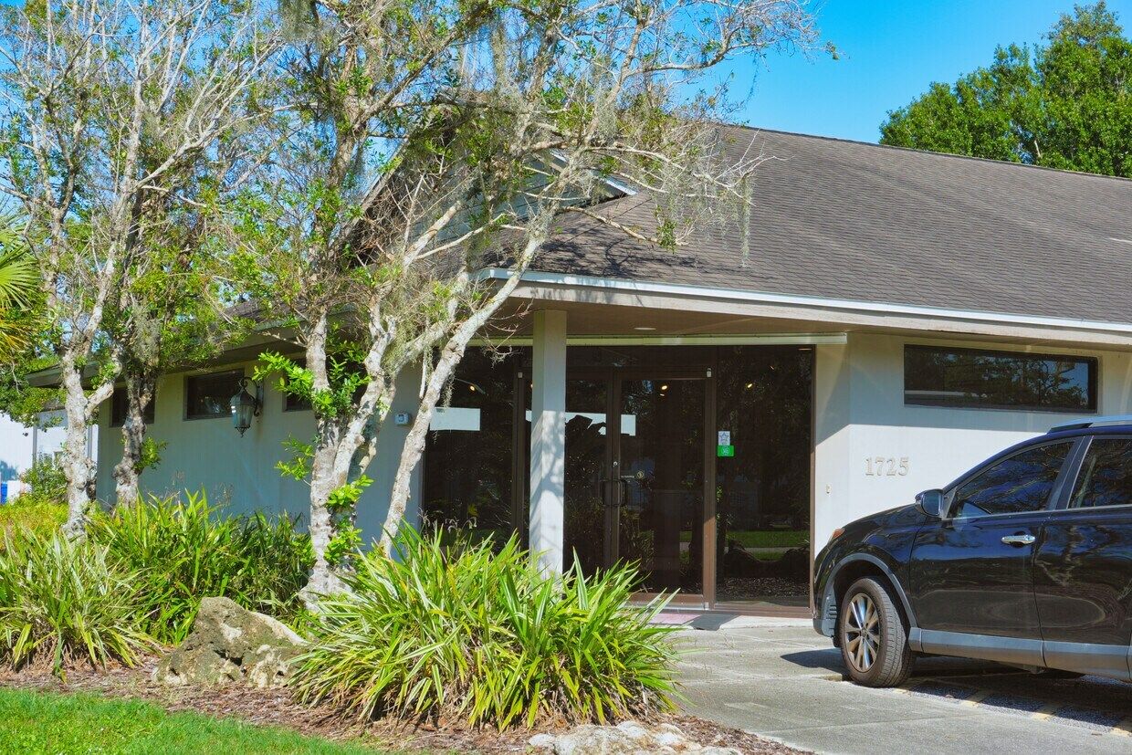 1725 Barber Road Sarasota FL 34240