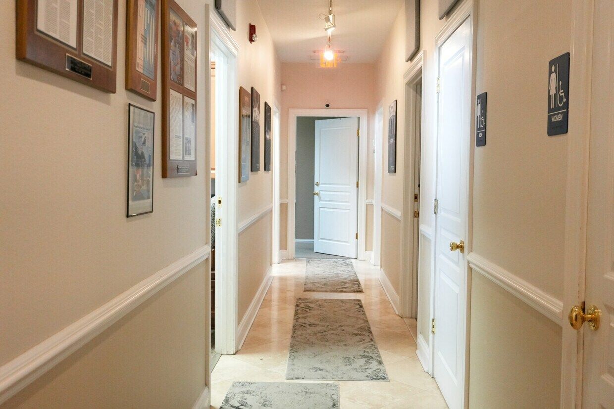1725 Barber Road Sarasota FL 34240