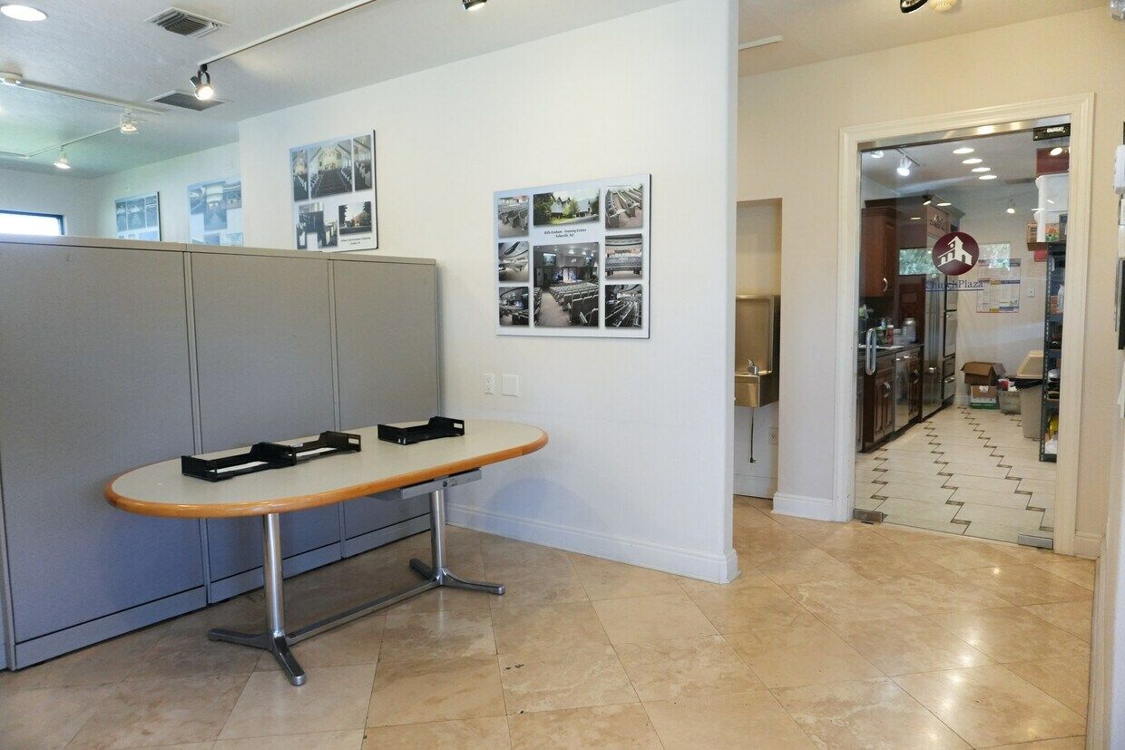 1725 Barber Road Sarasota FL 34240