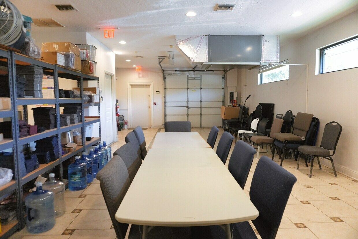 1725 Barber Road Sarasota FL 34240