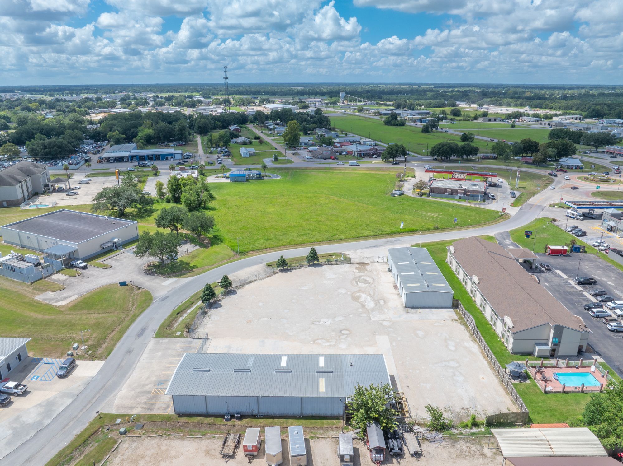 105 Harold Gauthe Rd, Scott, LA 70583