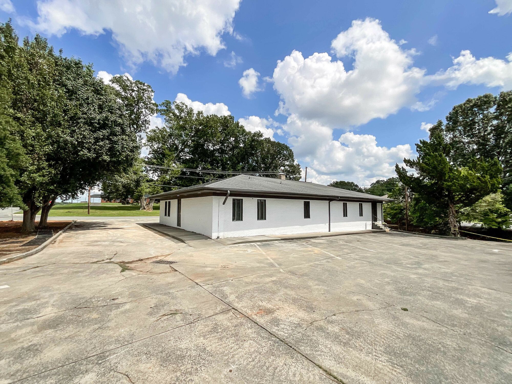 120 E Phifer St, Monroe, NC 28110