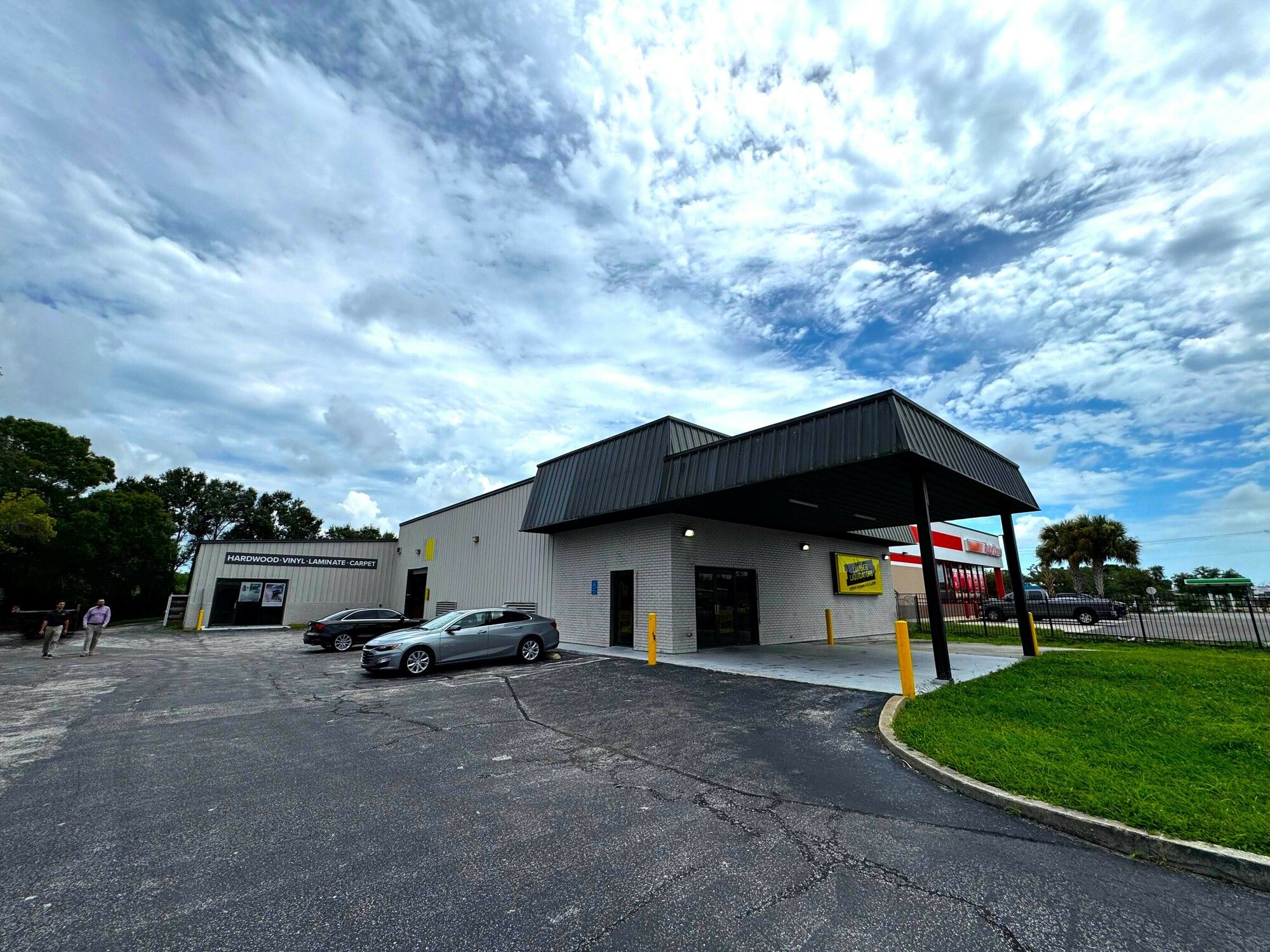2214 N Washington Blvd, Sarasota, FL 34234