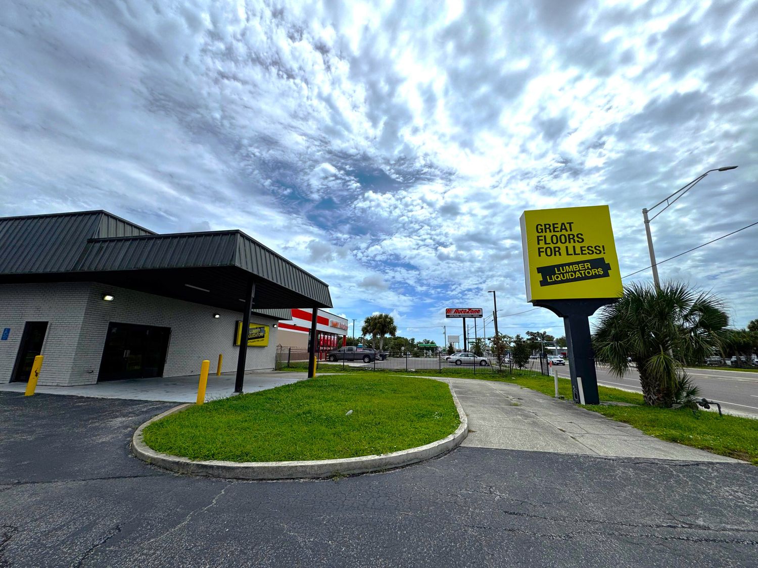 2214 N Washington Boulevard Sarasota FL 34234