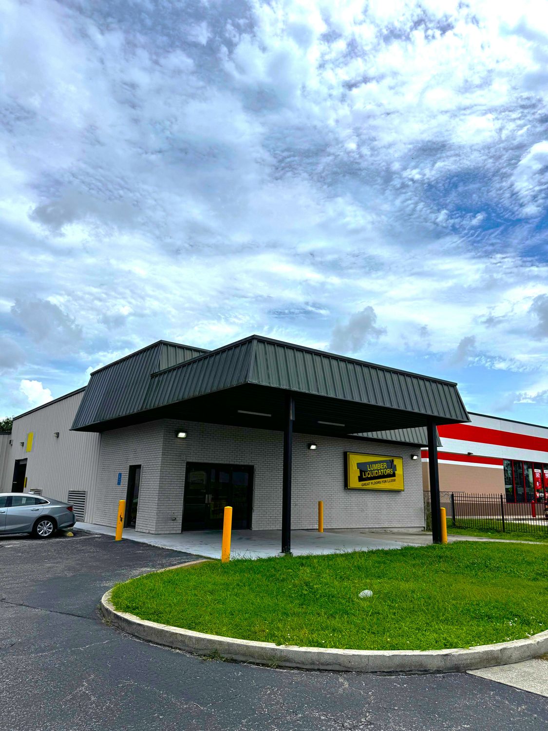 2214 N Washington Boulevard Sarasota FL 34234