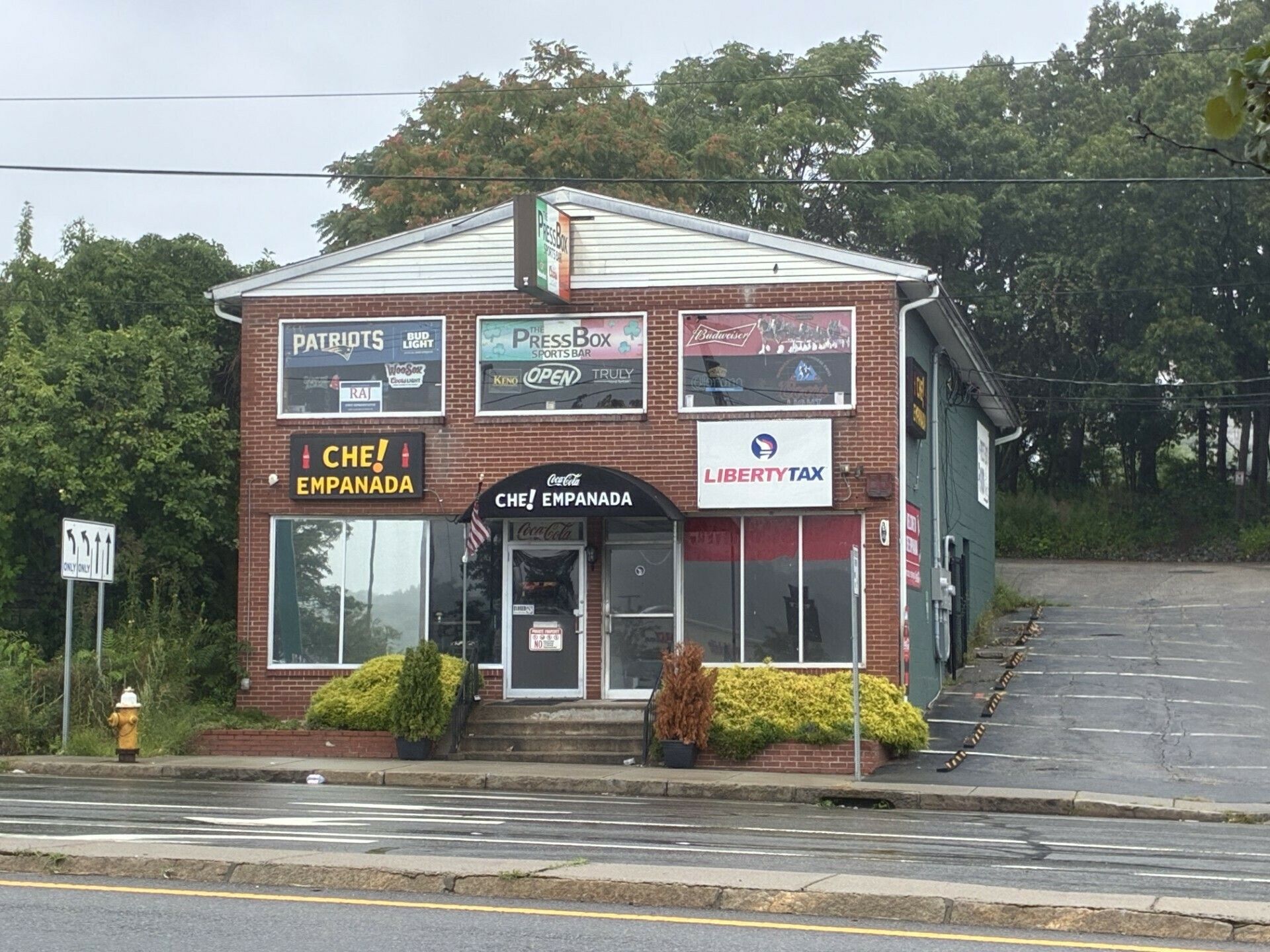 536 Lincoln St, Worcester, MA 01605