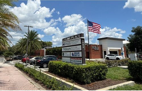 1000 Color Pl Apopka Office Building exterior
