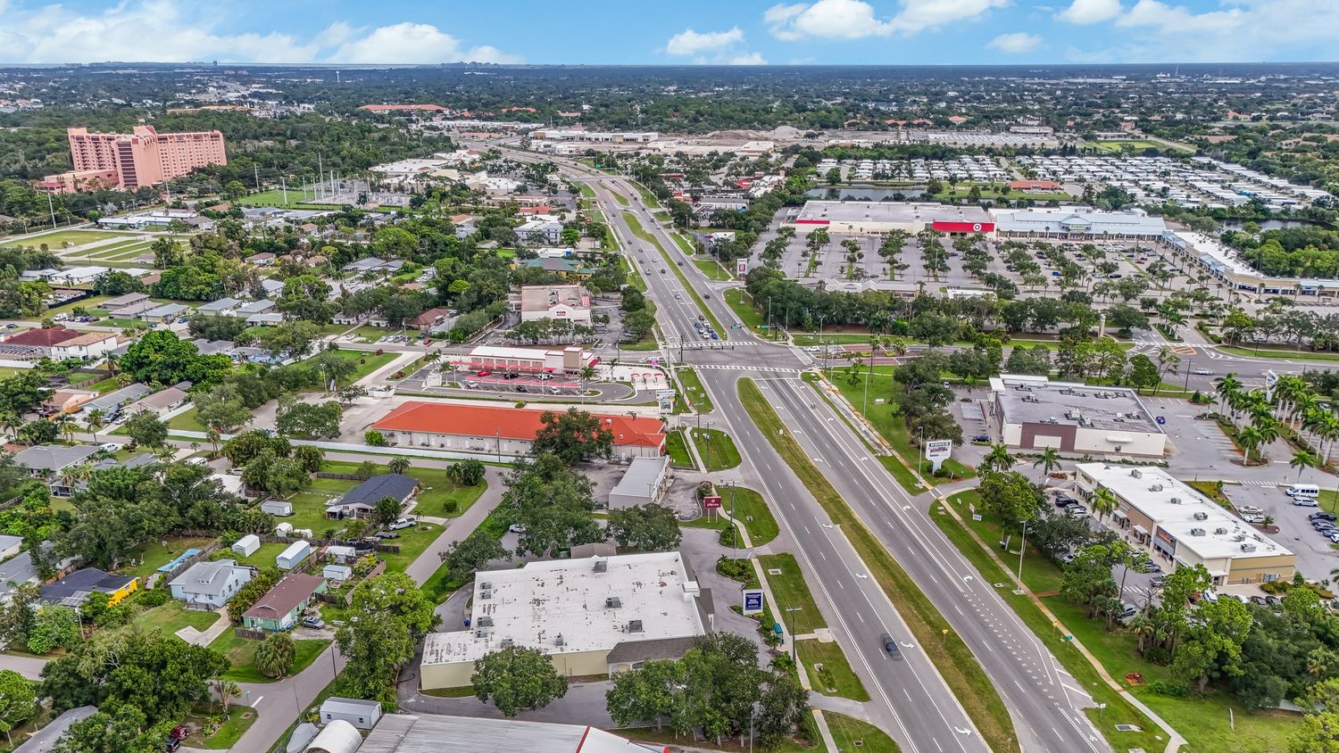 8660 S. Tamiami Trail Sarasota FL 34238