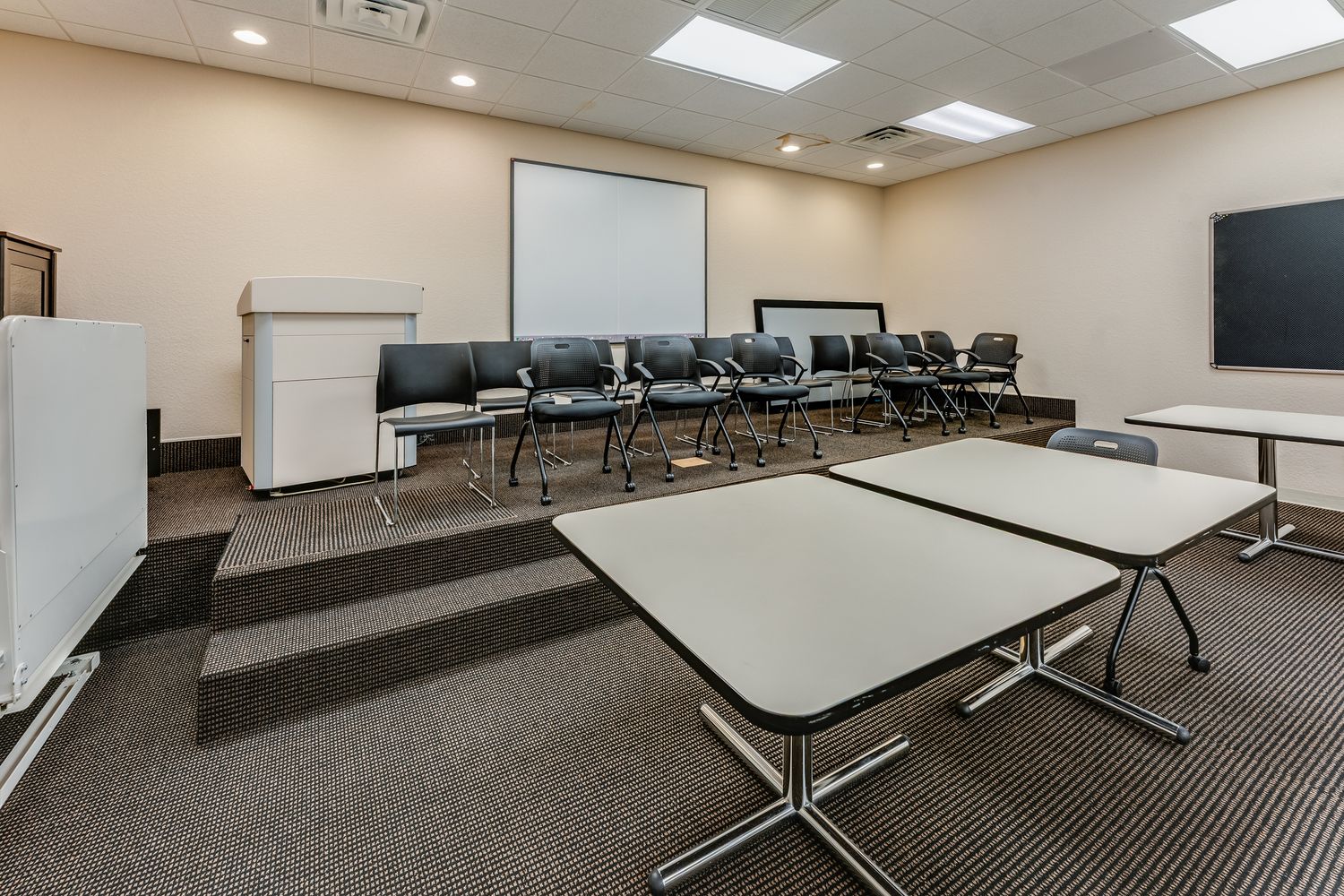 8660 S. Tamiami Trail Sarasota FL 34238