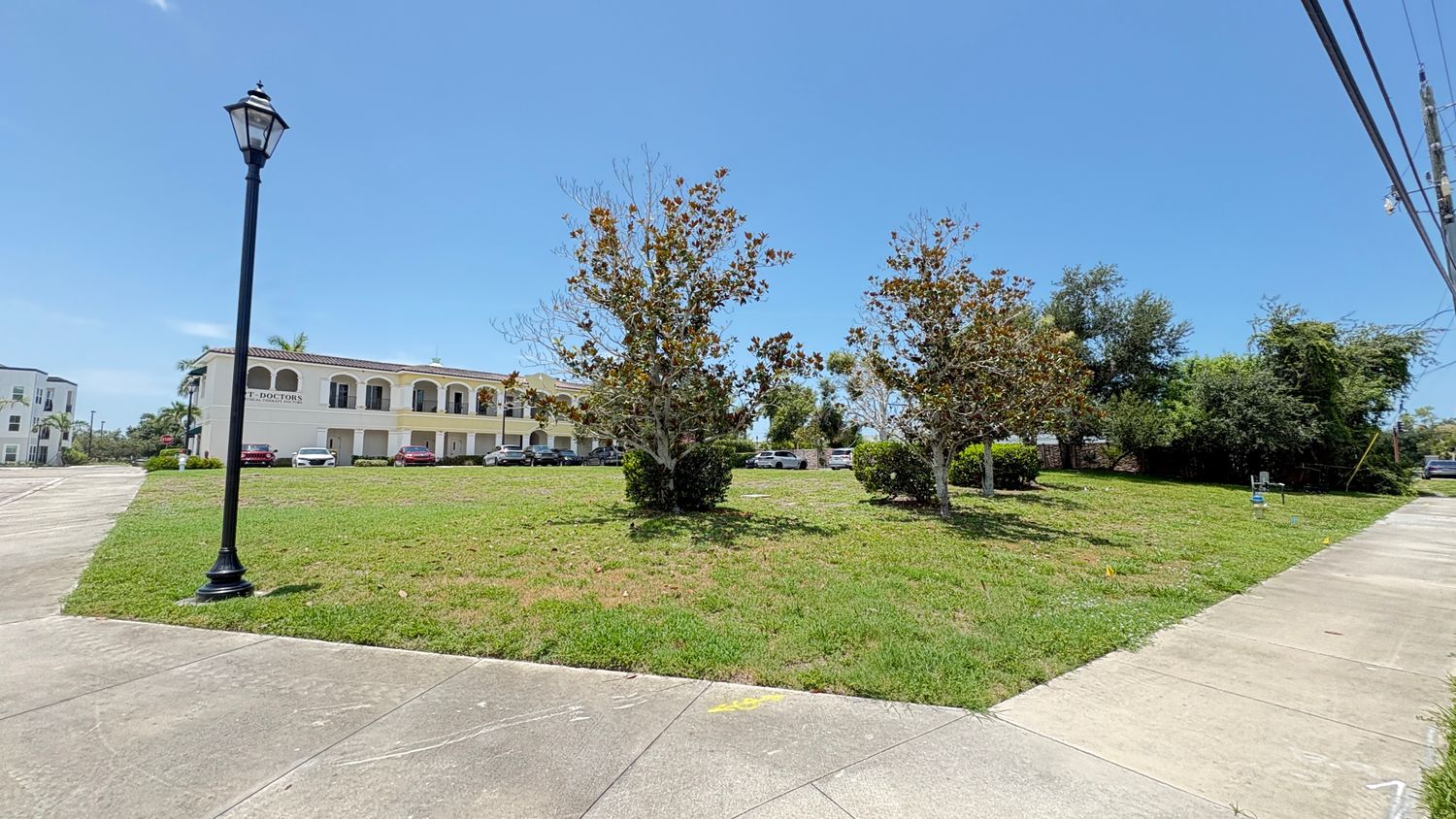 20 E Bay Street Osprey FL 34229