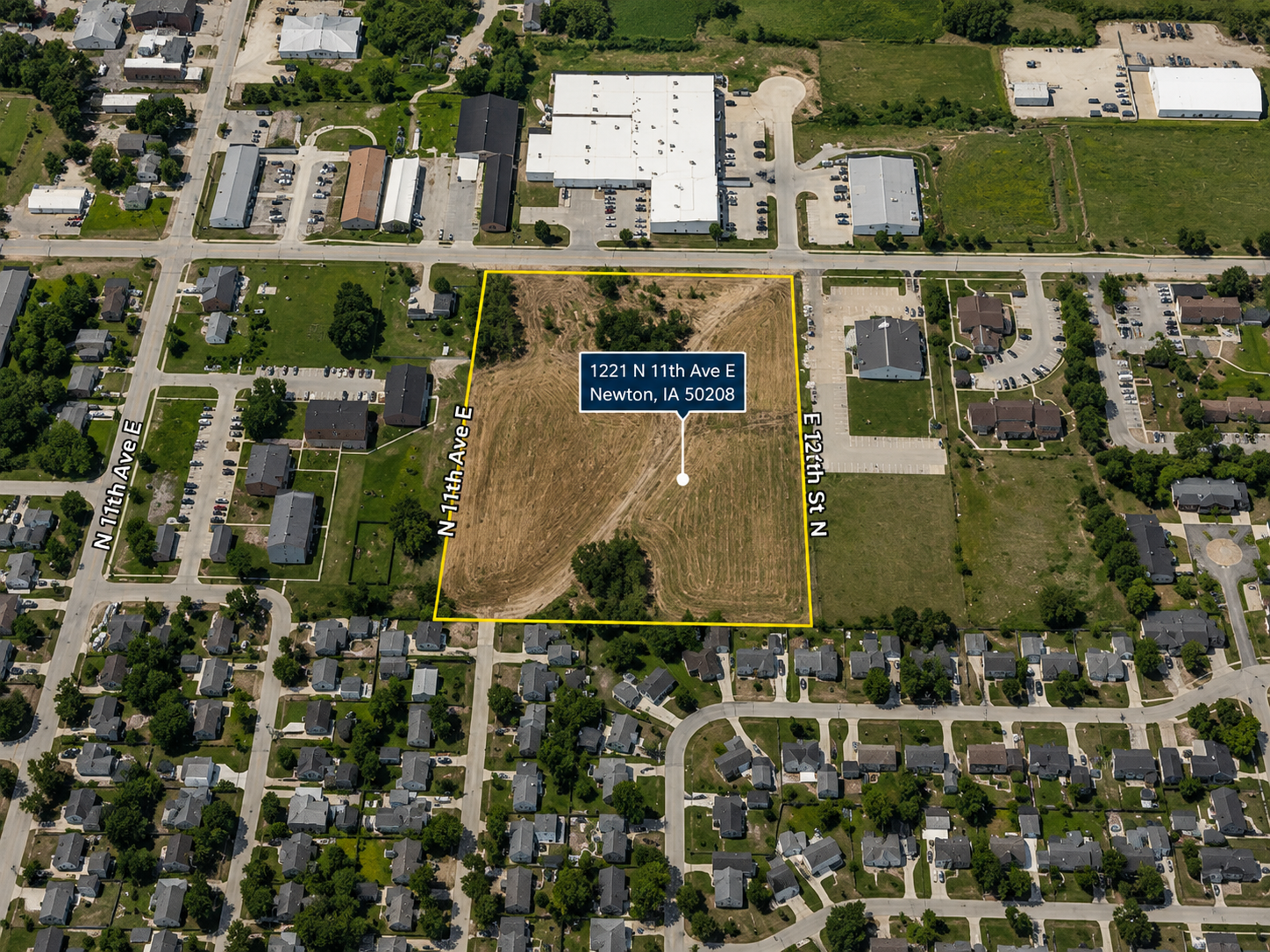 1221 North 11Th Ave East, Newton, IA 50208