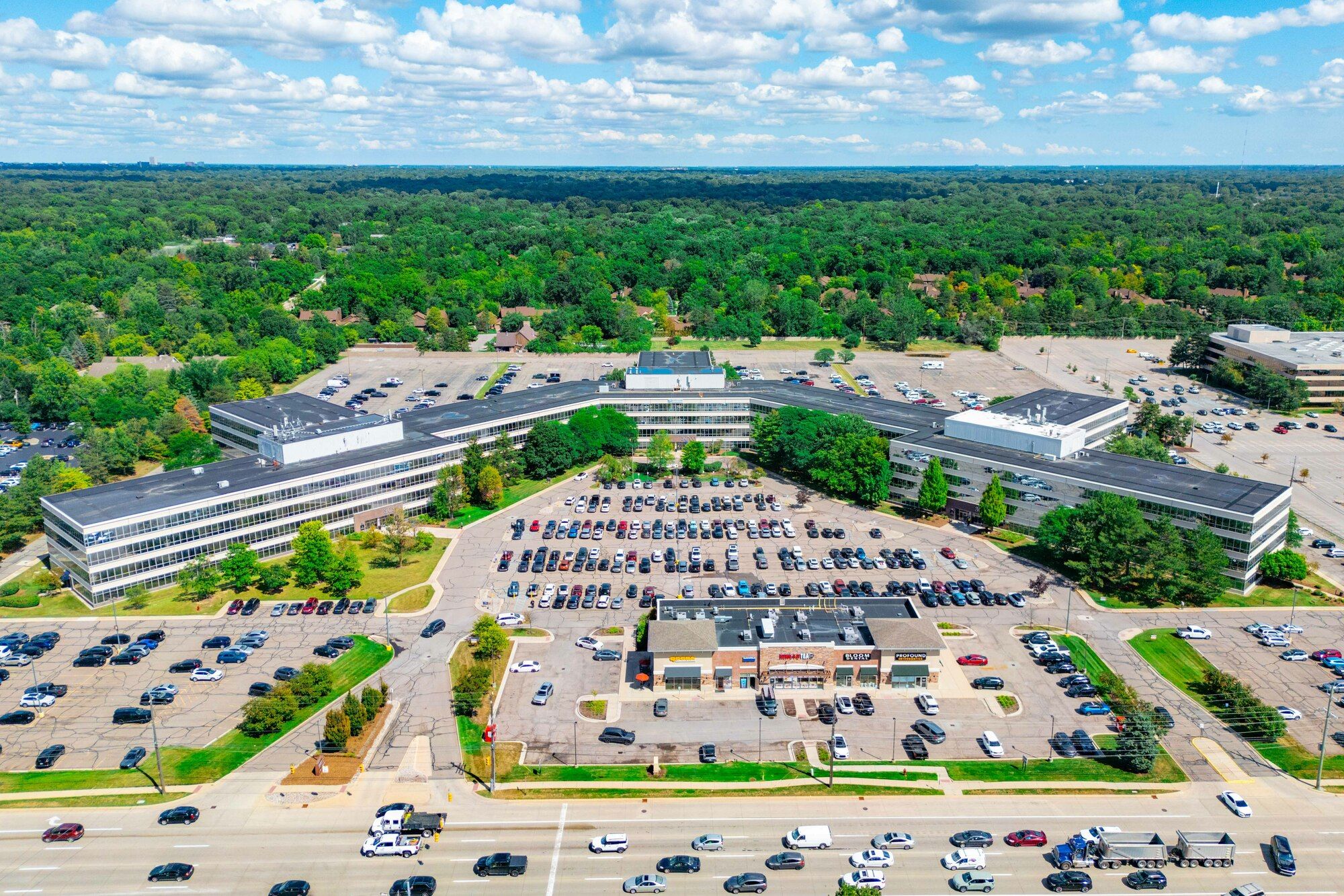 30600 Telegraph Rd, Bingham Farms, MI 48025