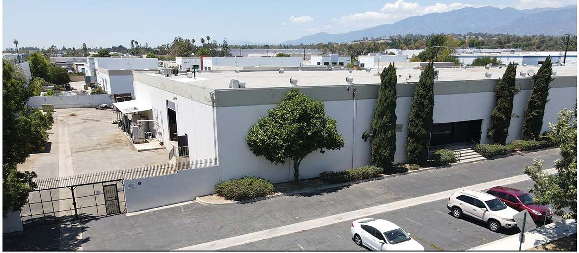 176 Pacific St, Pomona, CA 91768