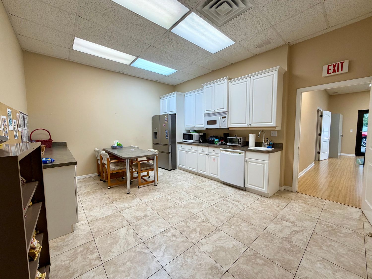 2555 Porter Lake Dr, Units 104, 105 & 106 Sarasota FL 34240