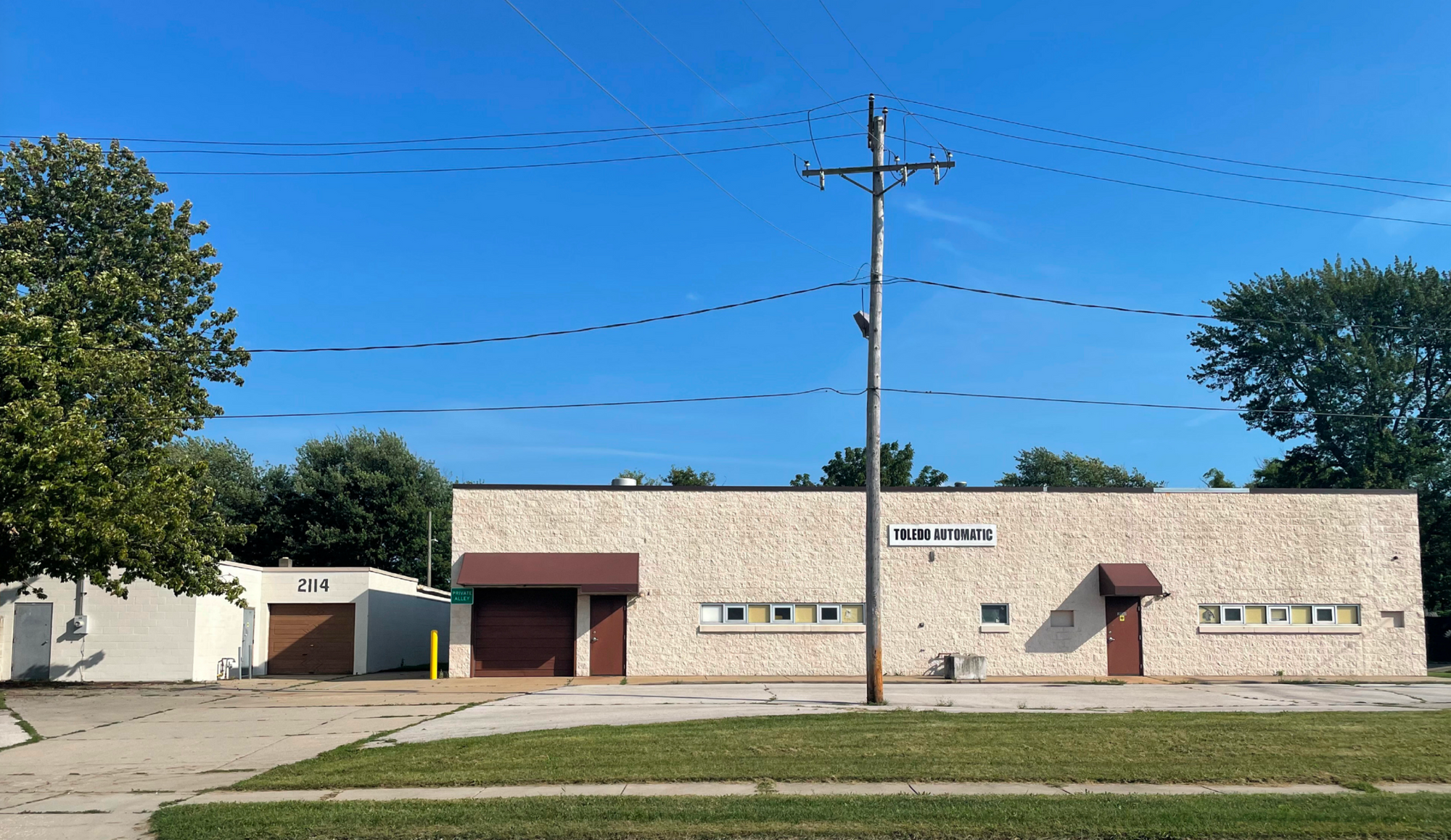 2114 Champlain St, Toledo, OH 43611