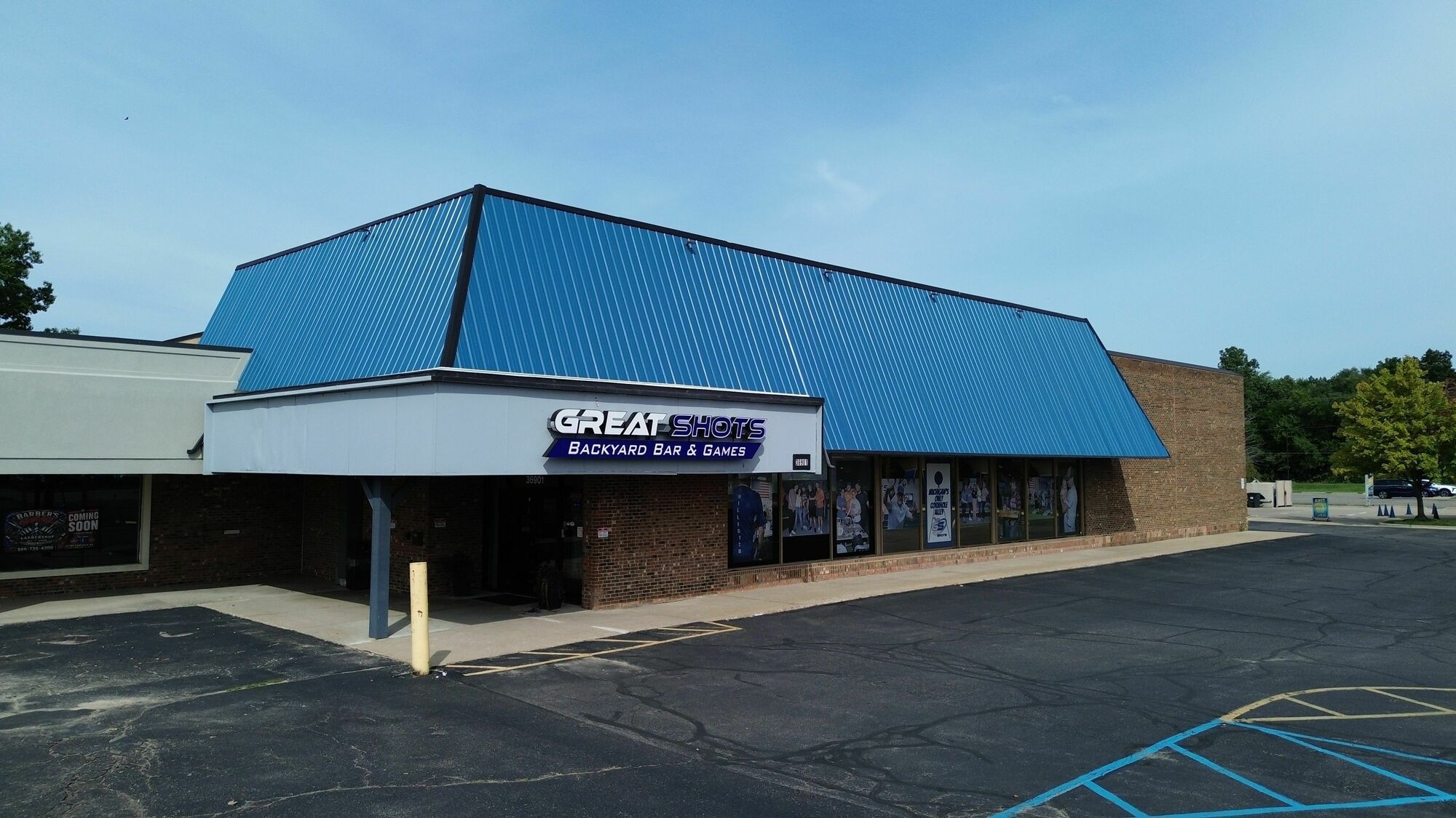 36901 Garfield Rd, Clinton Township, MI 48035