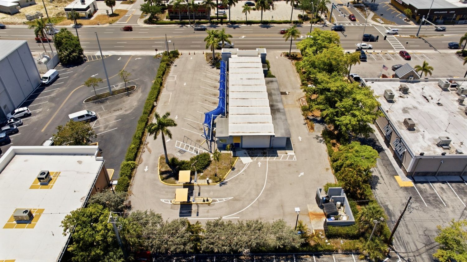 3821 Cleveland Avenue Fort Myers FL 33901